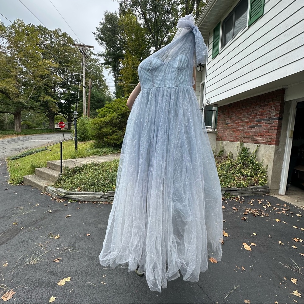 NWT Mac Duggal Glitter One-Shoulder Ombre Gown with Bow - size 8 - Picture 4 of 7